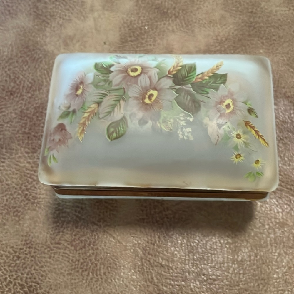 Decorative Floral Trinket Box in White with Pink Accents